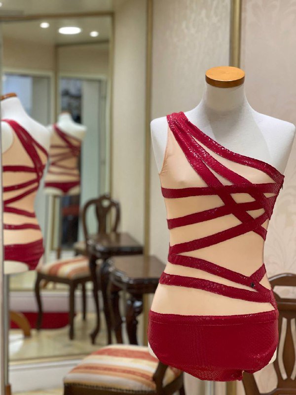 SILHOUETTE I — TRACE